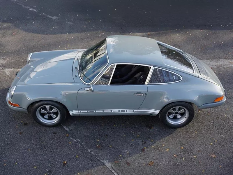 Porsche Backdate