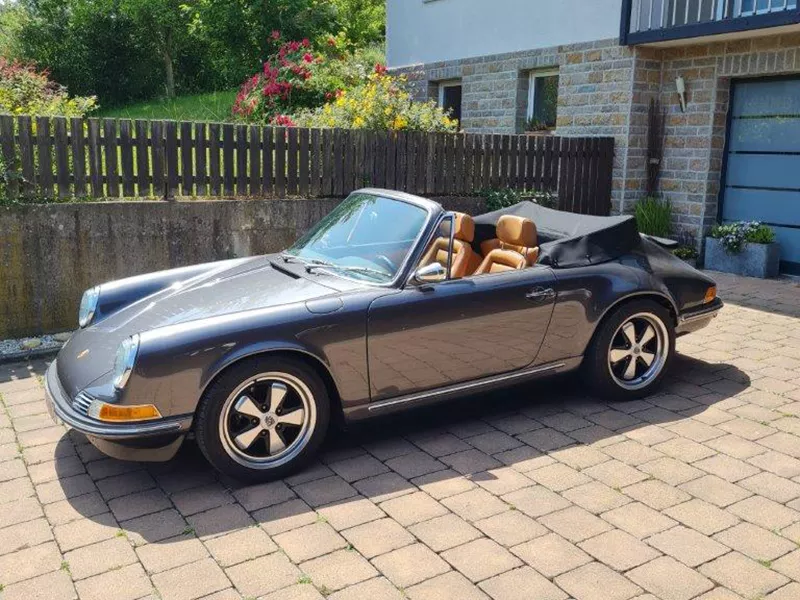 Porsche Backdate